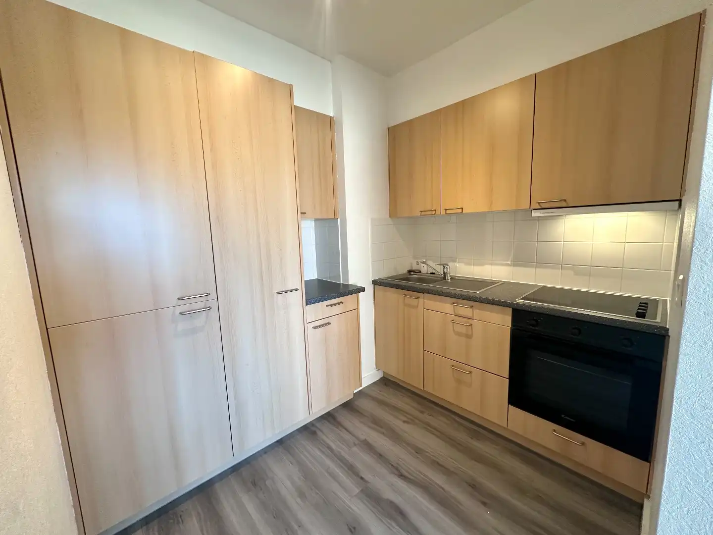 Gemeubeld appartement in de Banneuxwijk te Hasselt foto 9