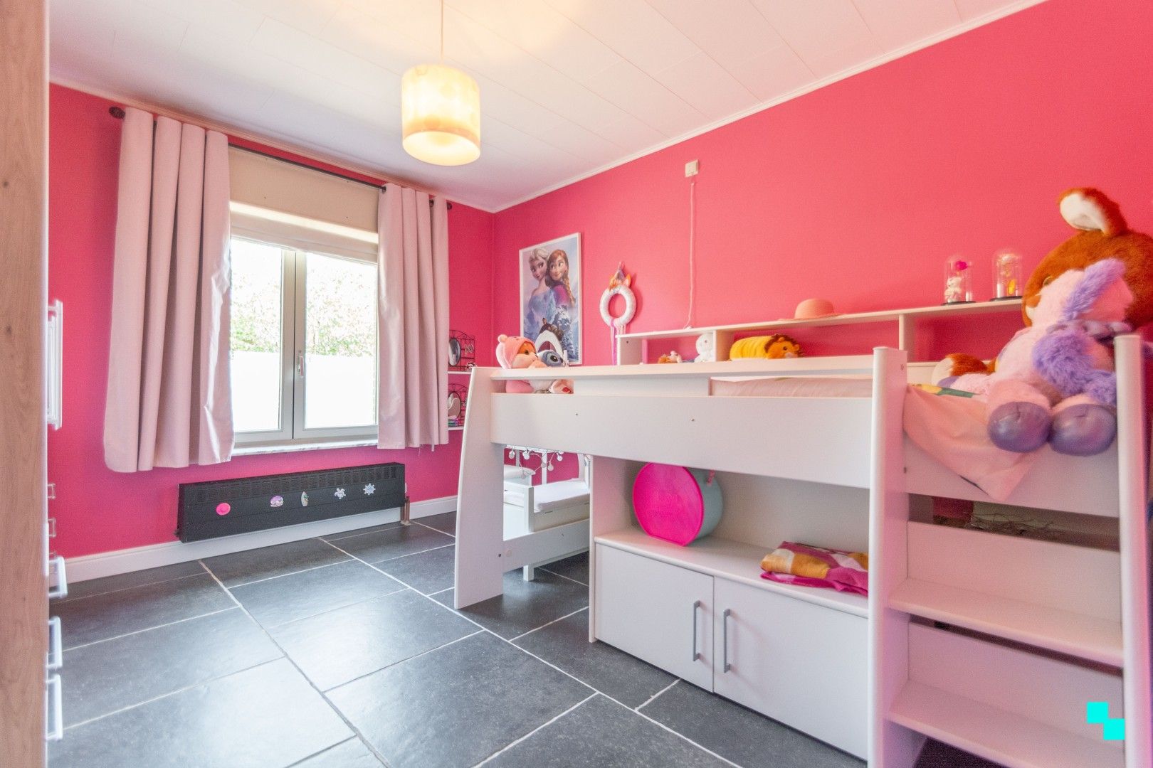 Ruime woning nabij de Makegemse bossen foto 17