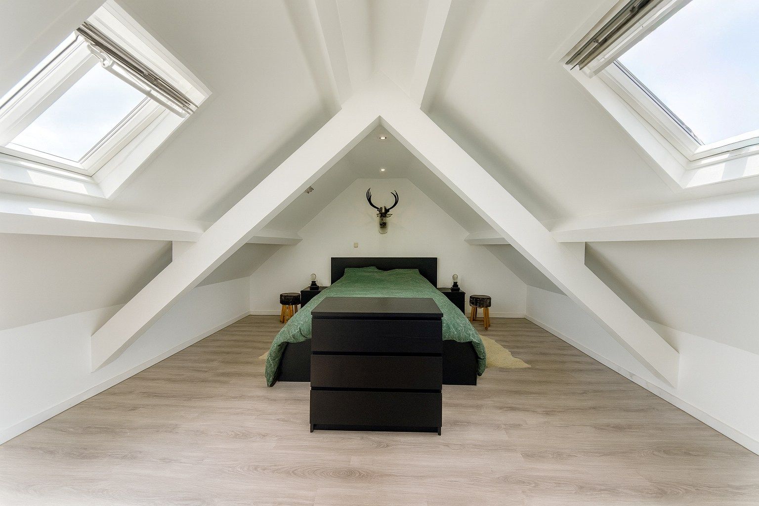 Unieke eigendom met woning, duplexappartement, magazijn en tuin op 508 m² gelegen te Burcht (Zwijndrecht)! foto 14