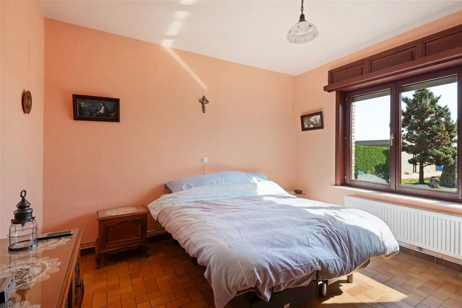 villa bungalow met tuin en aparte garage op +/- 10are foto 12