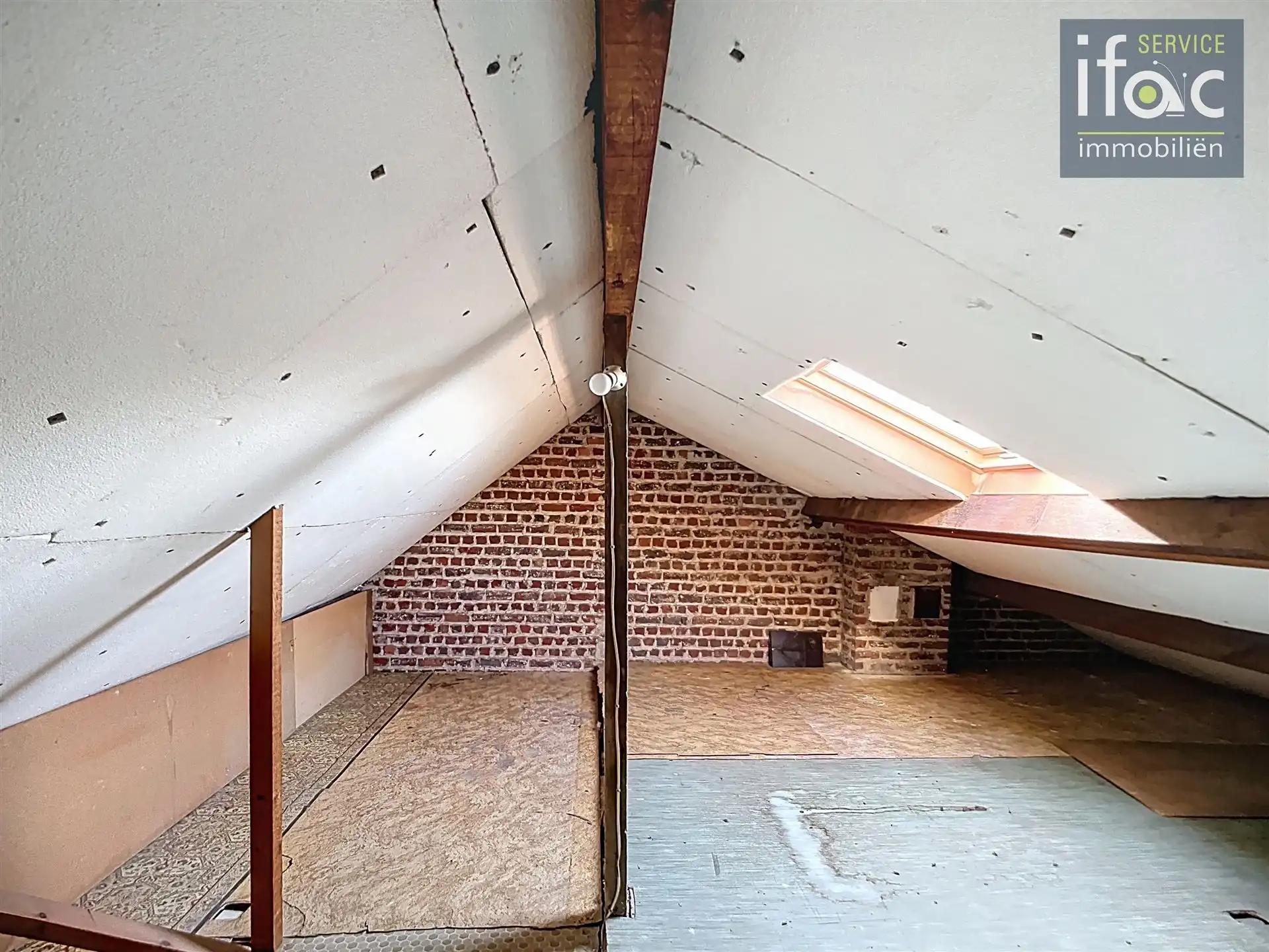 Woning met 3 slaapkamers en ruime tuin foto 24