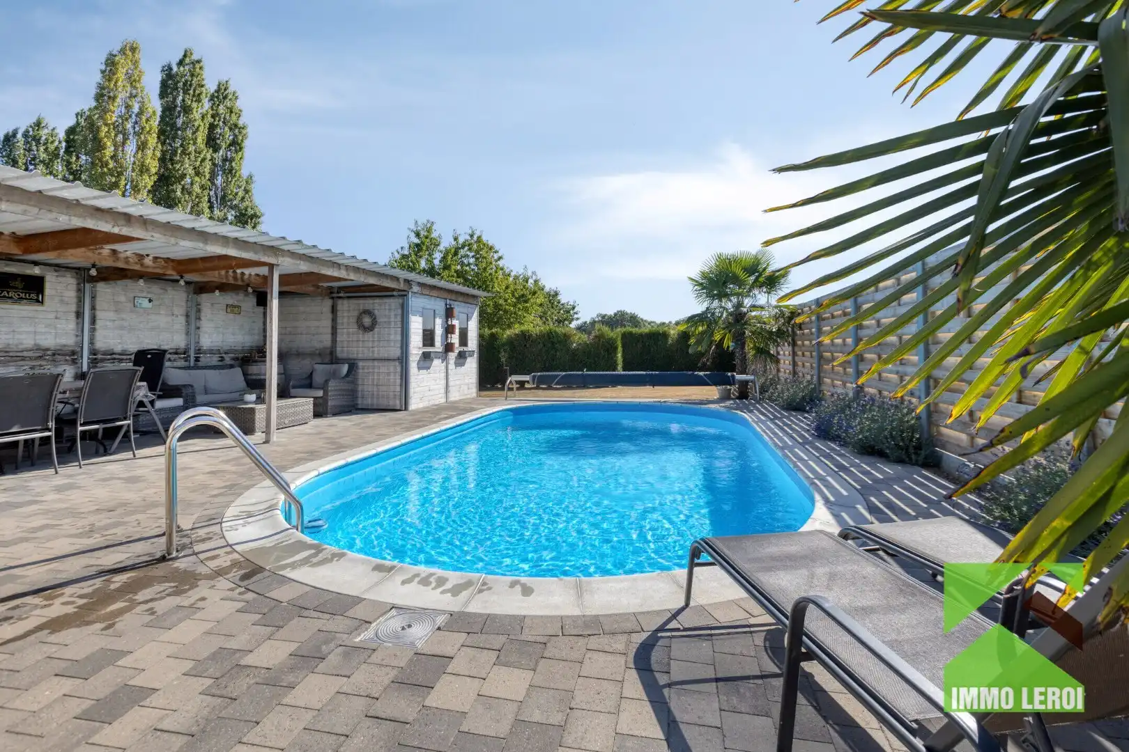 Grondig vernieuwde woning met diepe tuin, zwembad en energiezuinige technieken (EPC A) foto 3