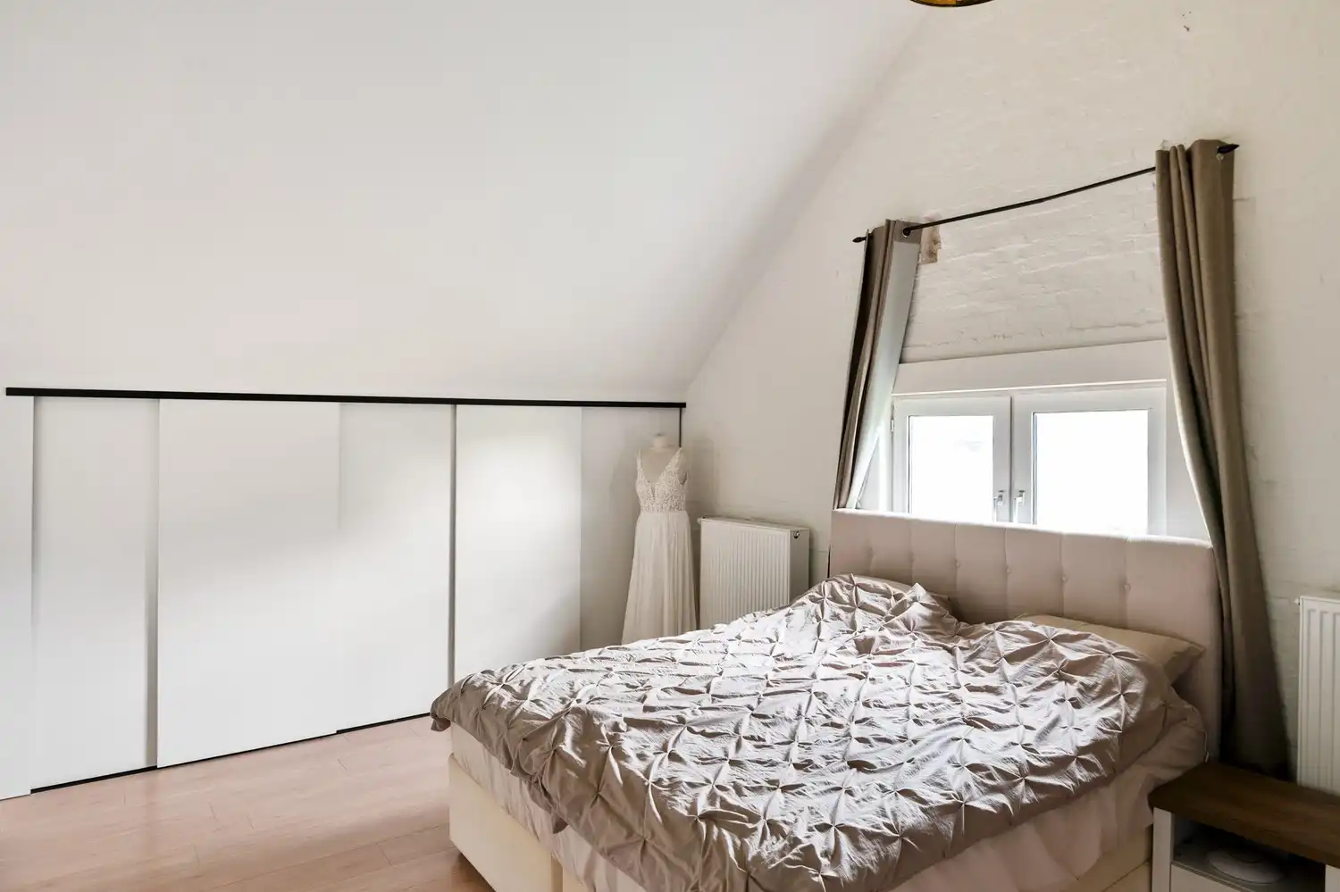 Energiezuinige woning in hoevestijl met 4 slpkrs en afgewerkte zolder foto 13