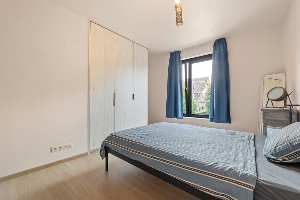 MODERN, KWALITATIEF EN LICHTRIJK APPARTEMENT MET UNIEK STUKJE DESIGN IN HARTJE TONGEREN foto 20