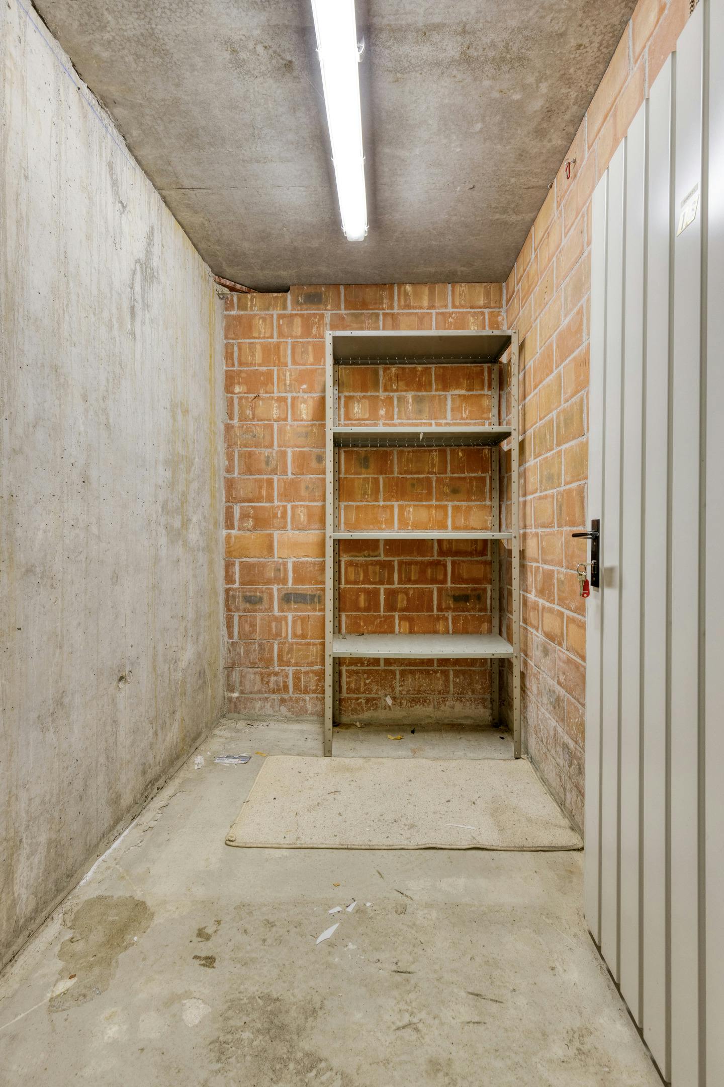 Gelijkvloers appartement met terras te koop in Waregem foto 10