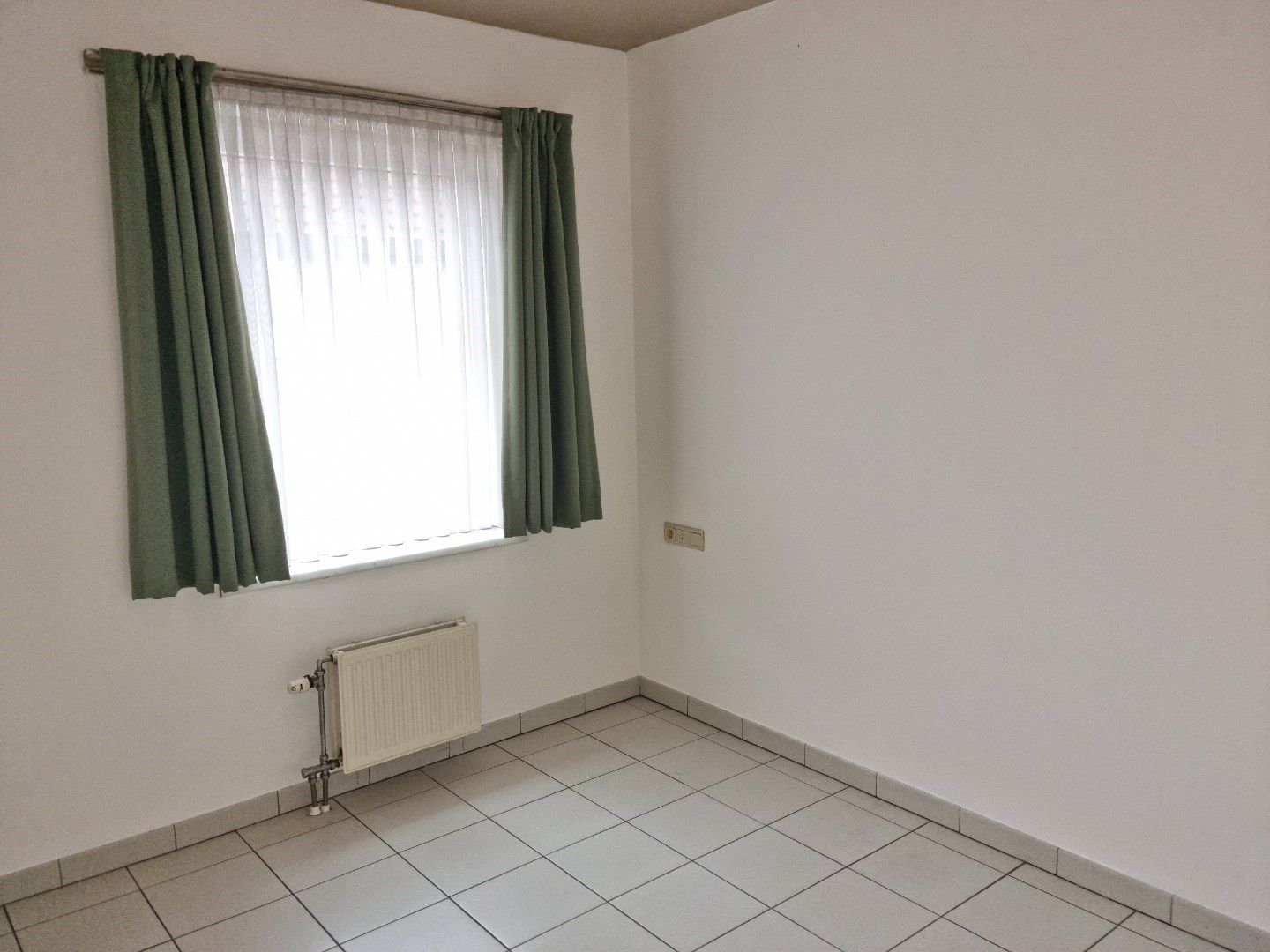 Instapklaar 1-slaapkamerappartement met garage TE KOOP in Sint-Amandsberg (Gent) foto 7