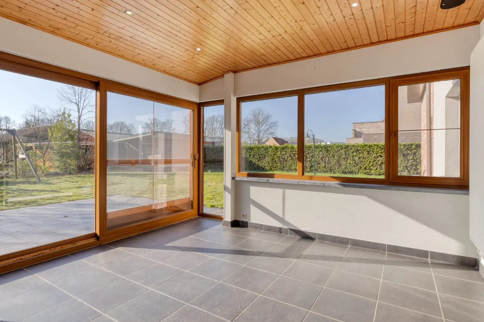 Rustig gelegen woning met 4 slpks en 2 badkamers op 691 m² te OLV Olen ! foto 12