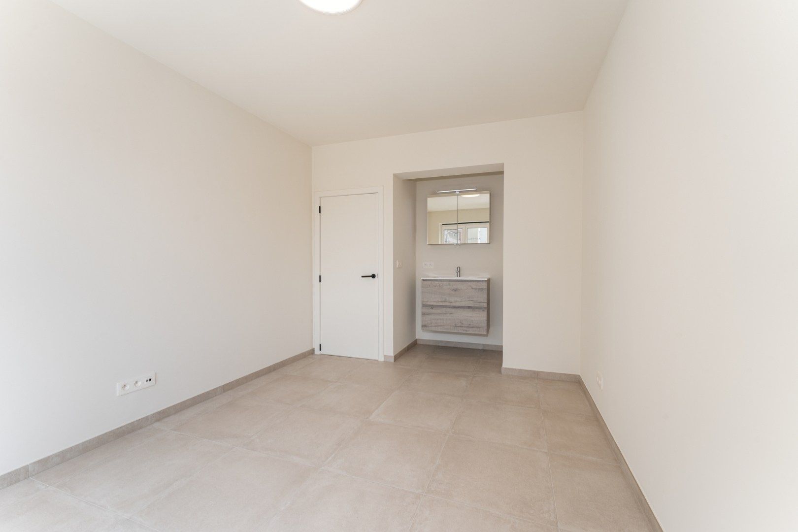 SCHITTEREND VERNIEUWD 2 SLPK APP MET ZIJDELINGS ZICHT OP ZEE foto 12