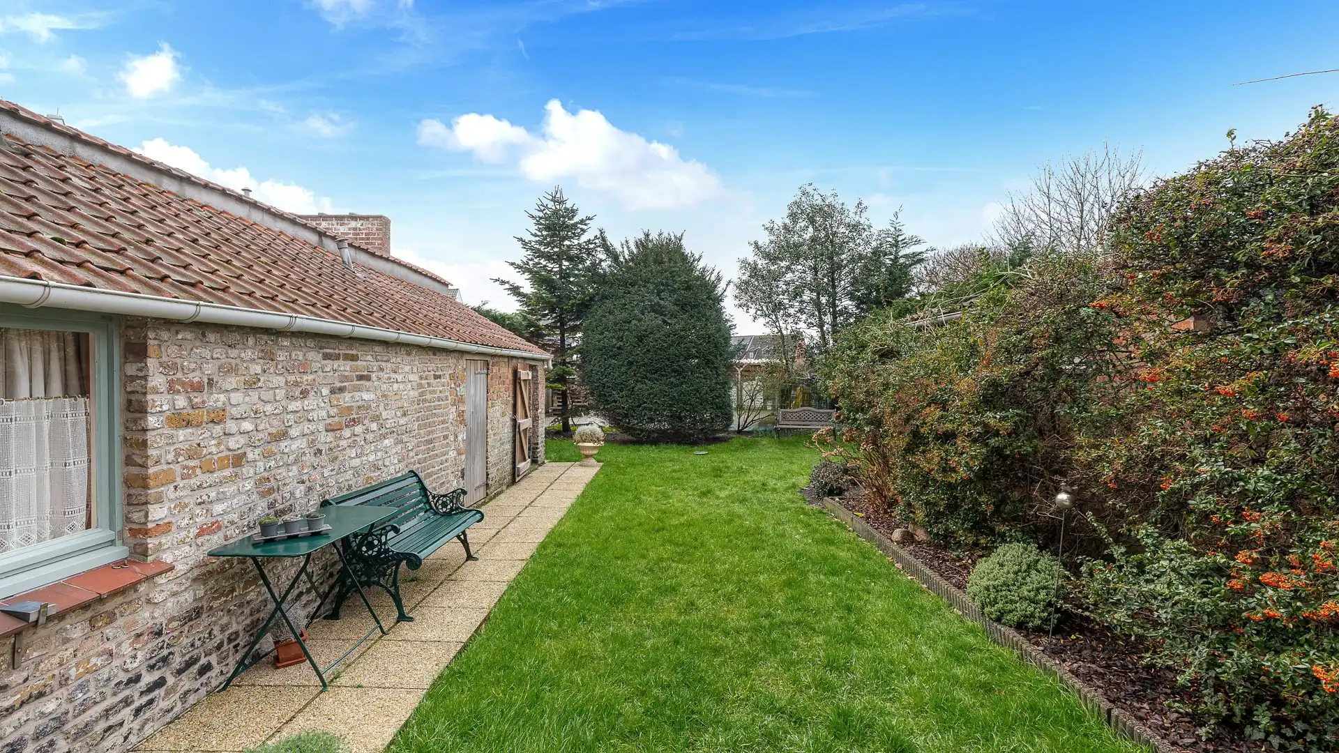 Charmante woning met garage, zonnige tuin en wijnkelder in Dudzele  foto 18