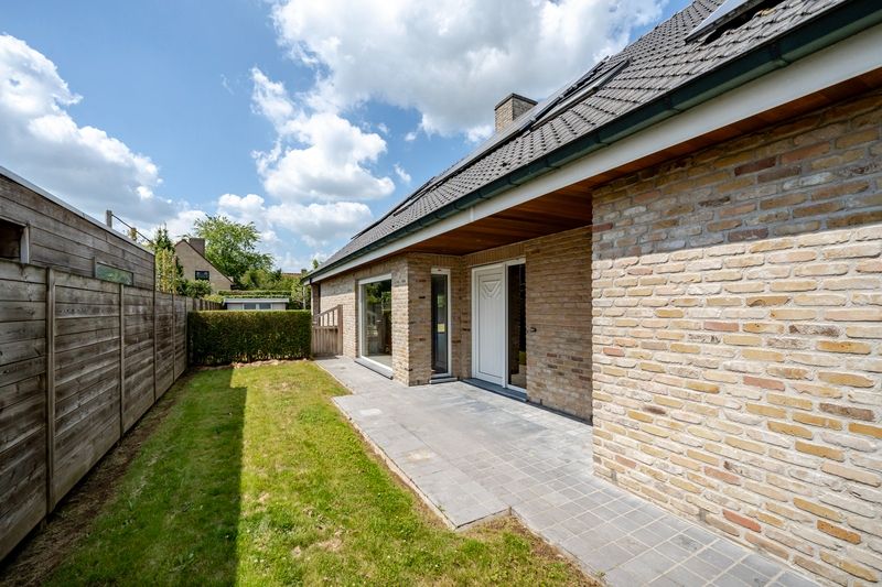 Roeselare : Exclusieve villa in rustige wijk De Gotelaar – 300 m² pure luxe op 657 m² grond foto 22