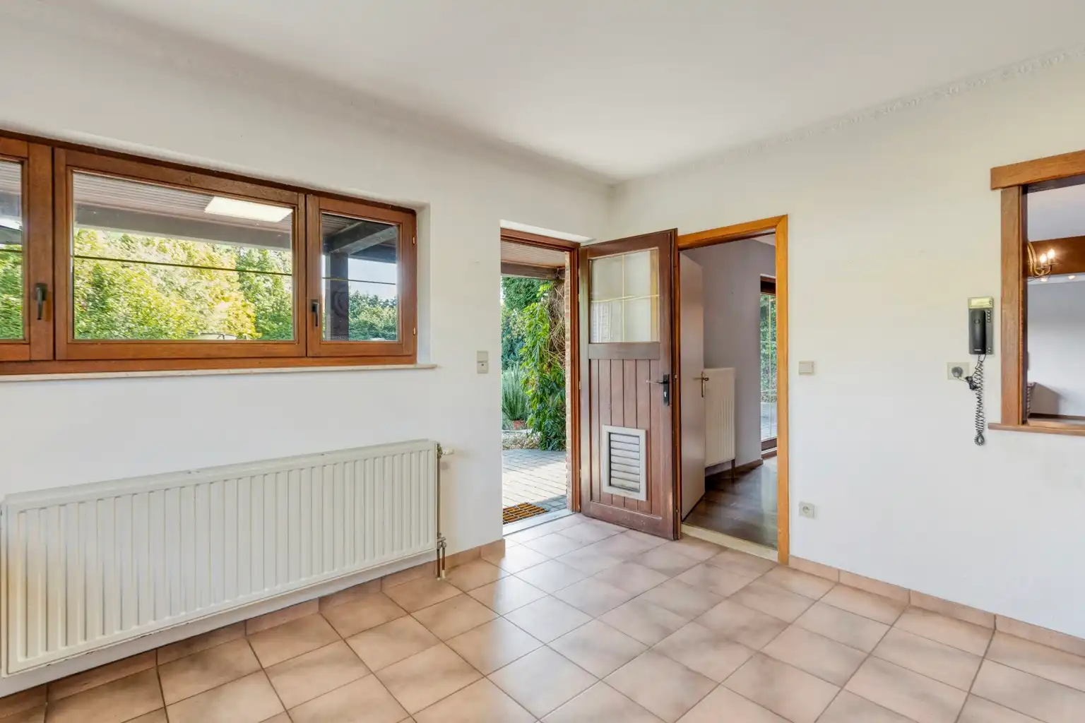 EEN WONING MET KARAKTER,  KLAAR OM TE SCHITTEREN ! foto 11