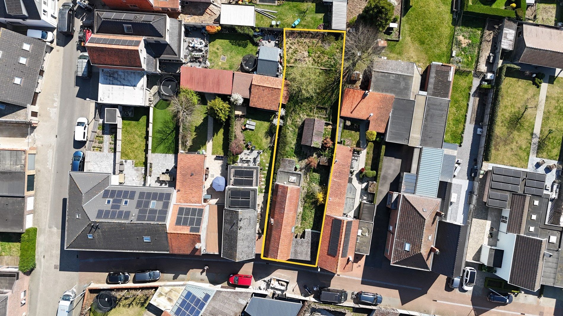 Bouwgrond  met vergunning voor 2 woningen foto 2