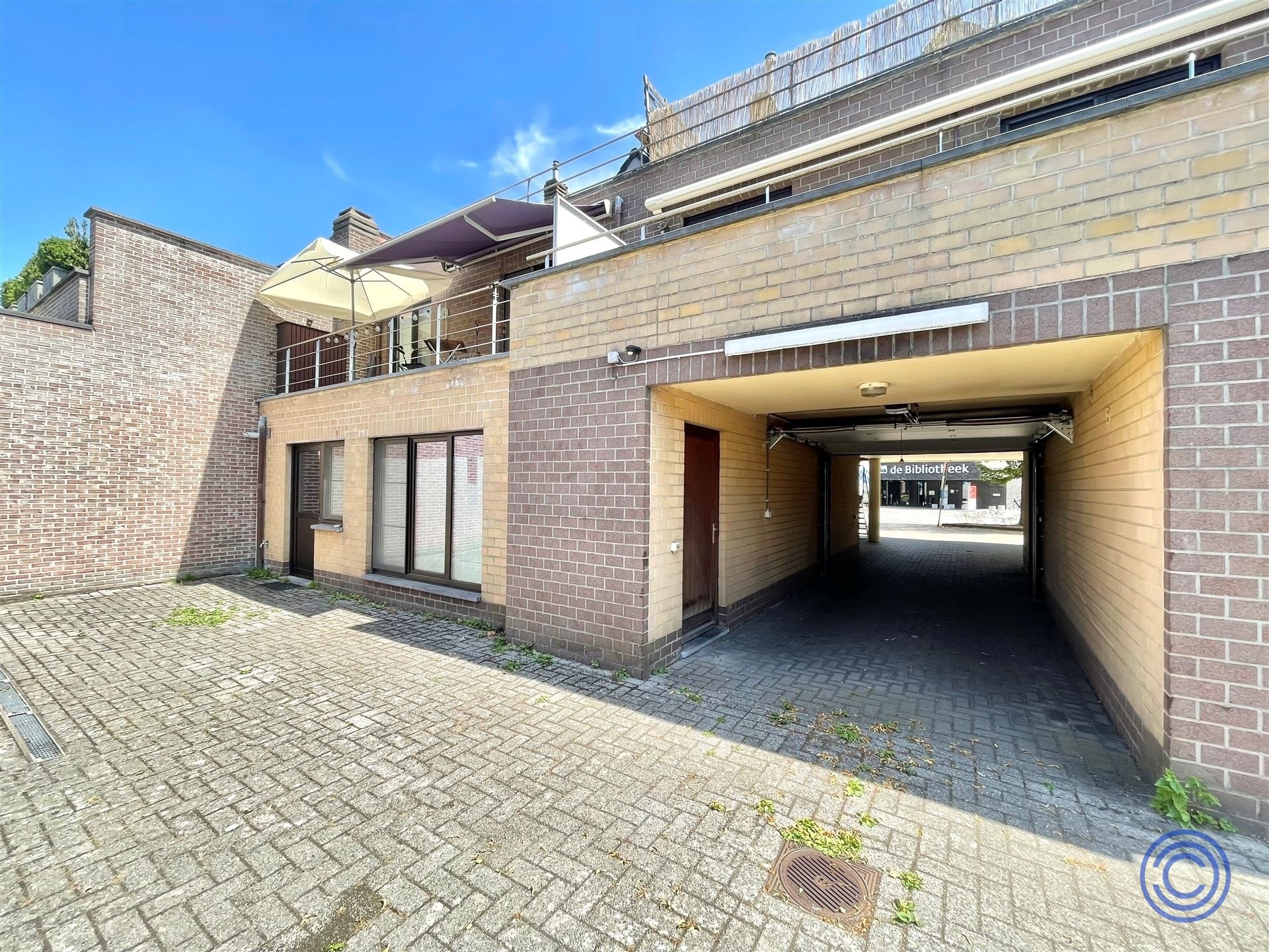 Handelspand/kantoor ca. 97m² in centrum Zoersel! foto 16
