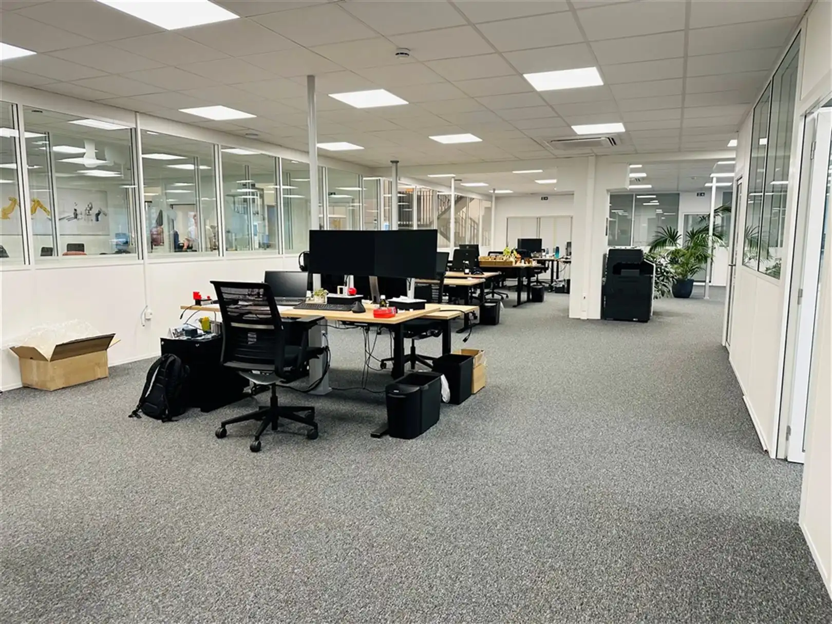 Moderne instapklare kantoren op strategische locatie in Kortrijk foto 6