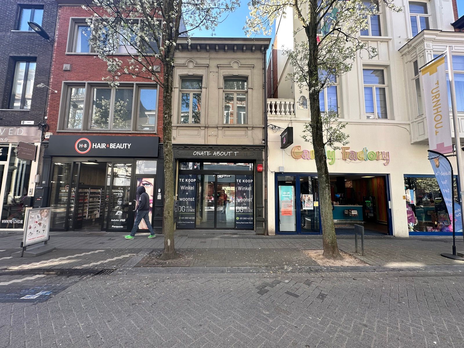 Winkel + woonst op een toplocatie in Turnhout foto 2