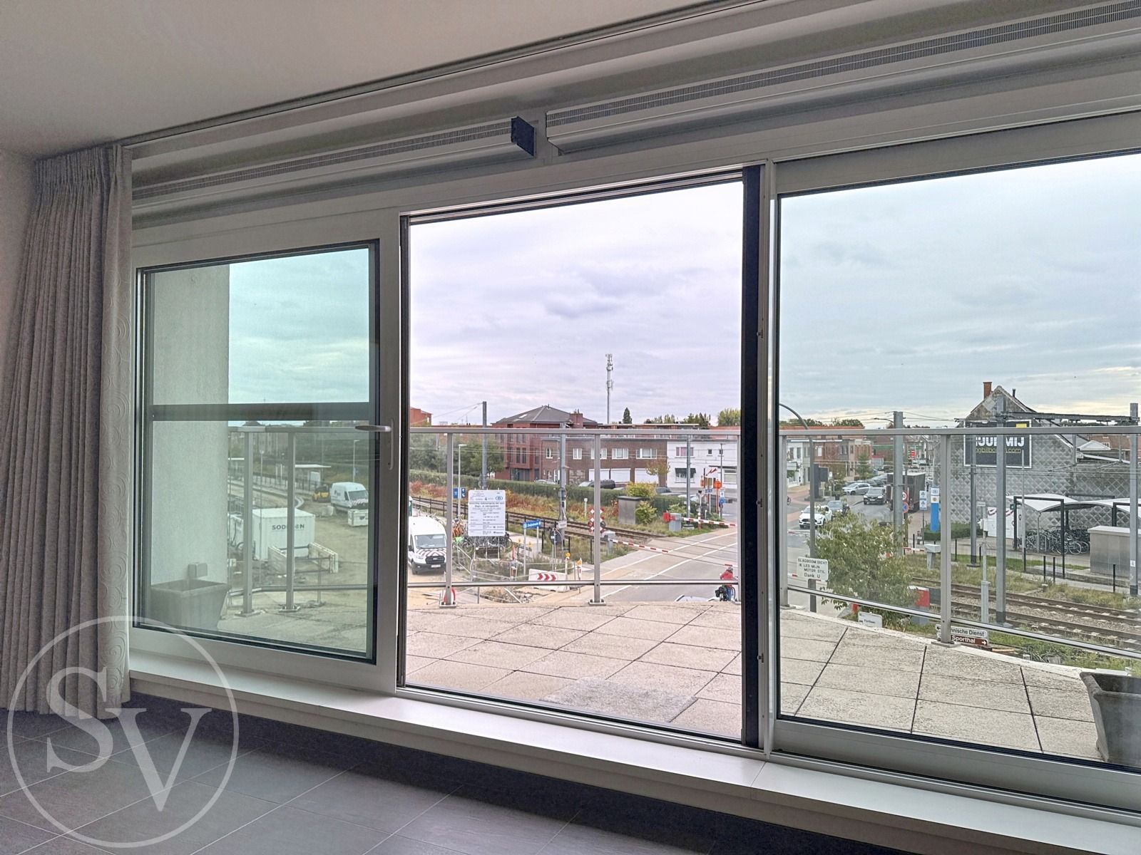Duplex appartement met terras. foto 3