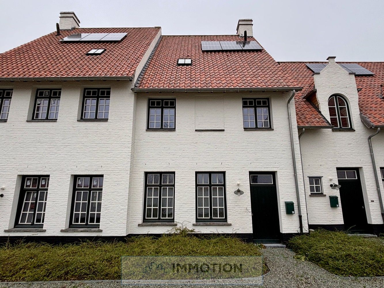 Grote nieuwbouwwoning met 5 slaapkamers foto 2