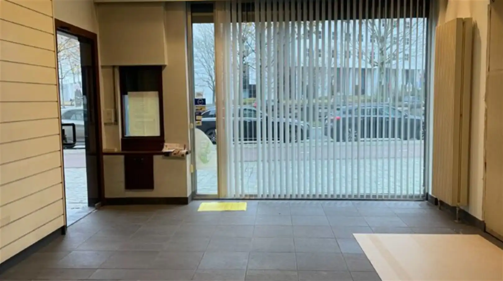 Gerenoveerd kantoorgebouw te huur foto 13