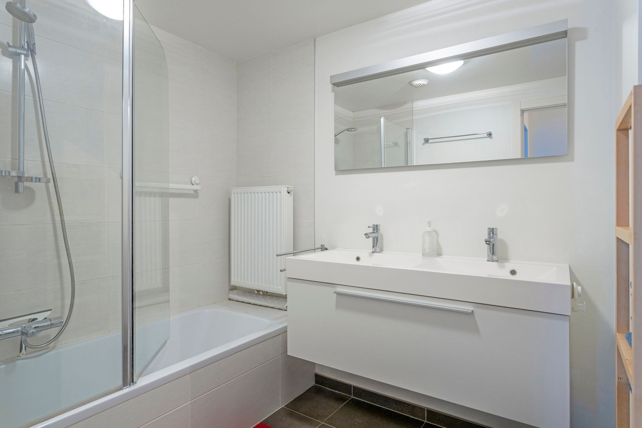 Ideaal gelegen appartement met 2 slp, parking & tuin foto 24