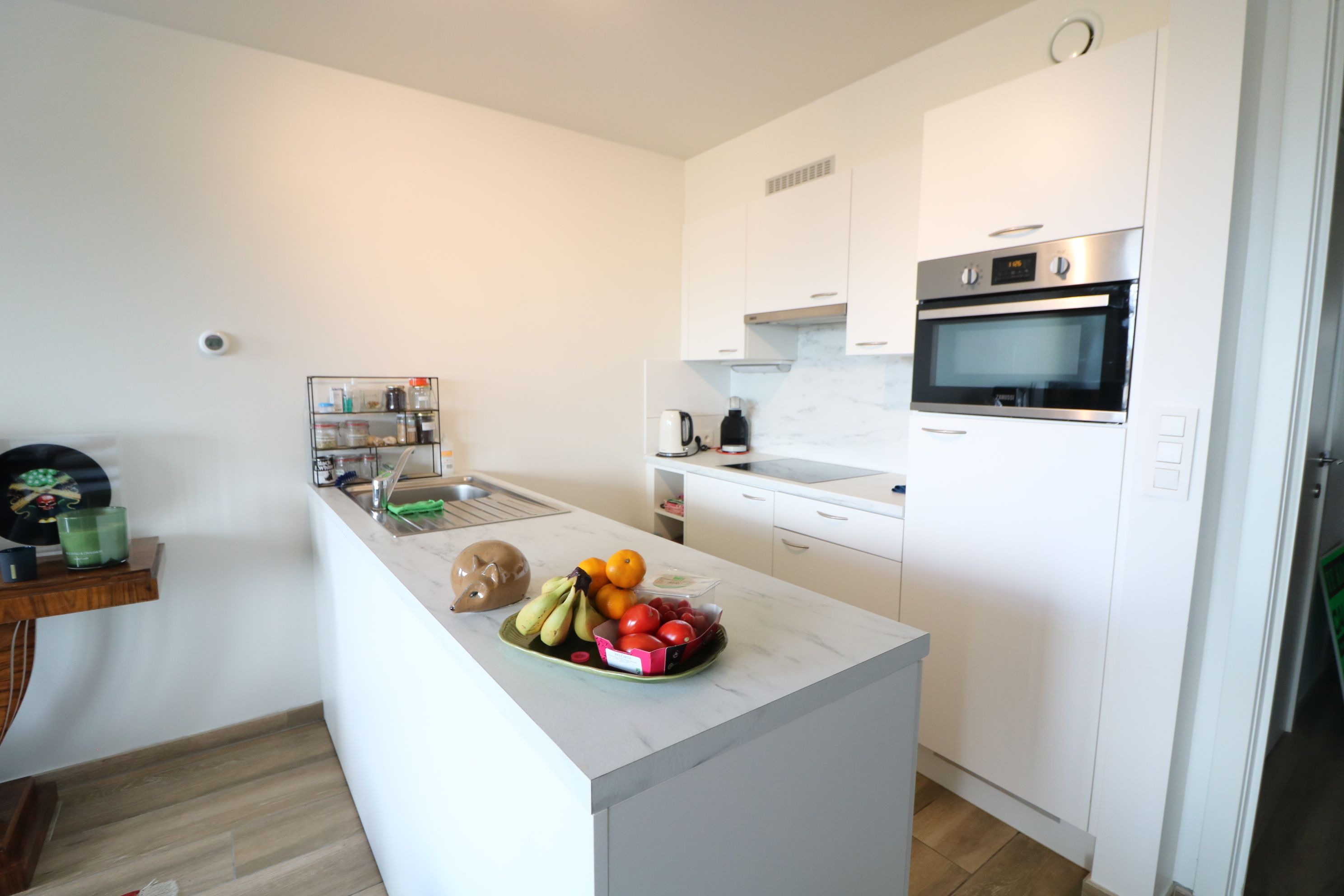 Recent (2020), instapklaar 2-slaapkamerappartement in een aangename buurt.  foto 6