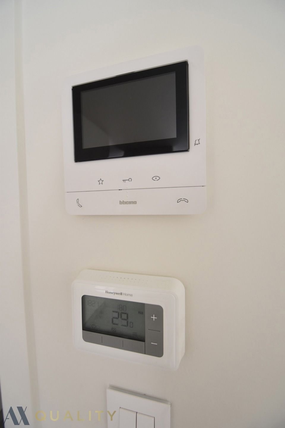 Energiezuinig recent gelijkvloers 2-slpk. appt met terr., tuin en autostaanplaats foto 14