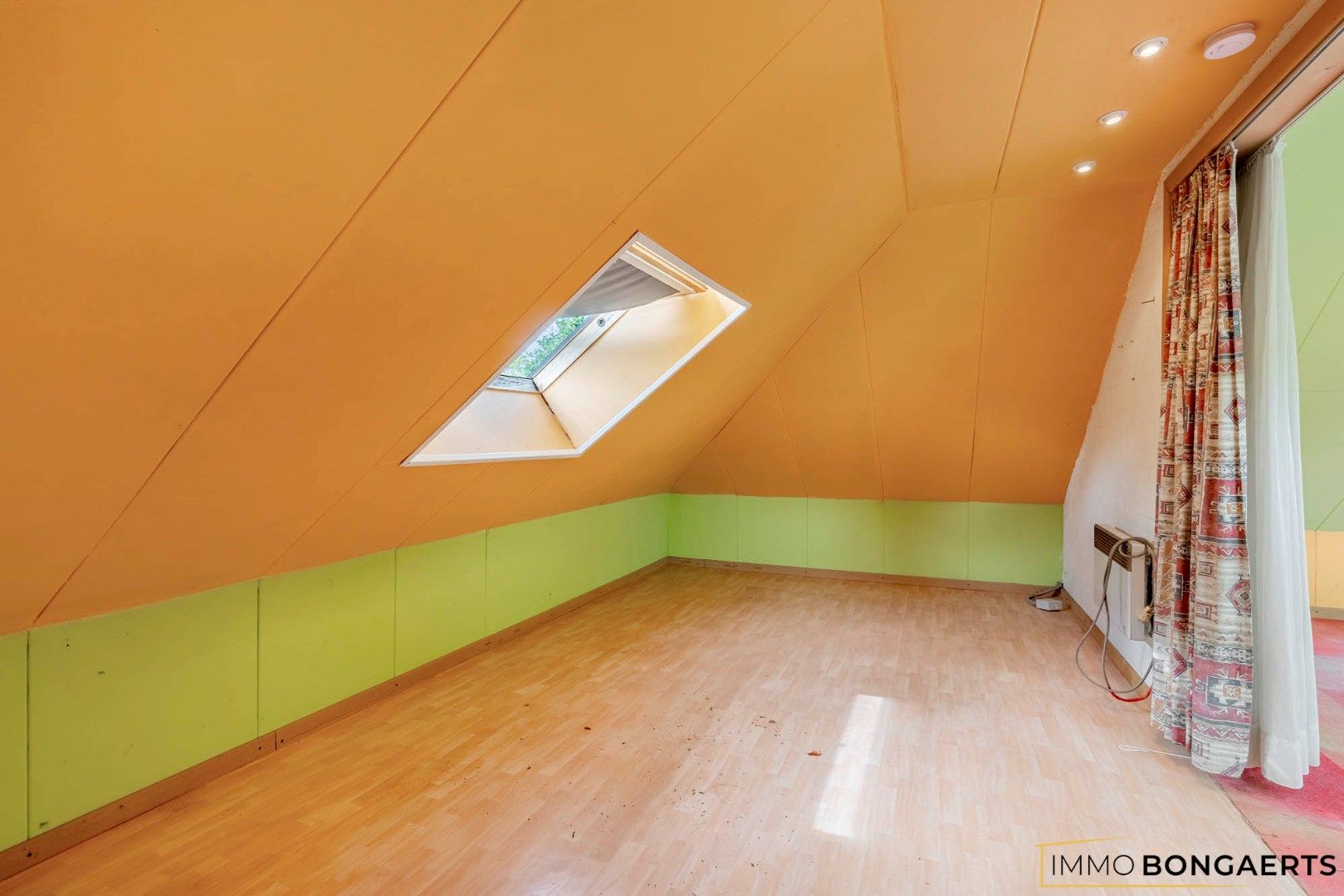 Rustig gelegen woning met 4 slaapkamers foto 30