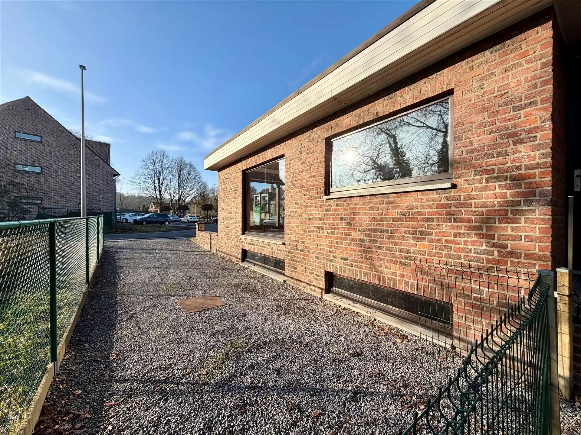 Ruime gezinswoning met 5 slaapkamers foto 34