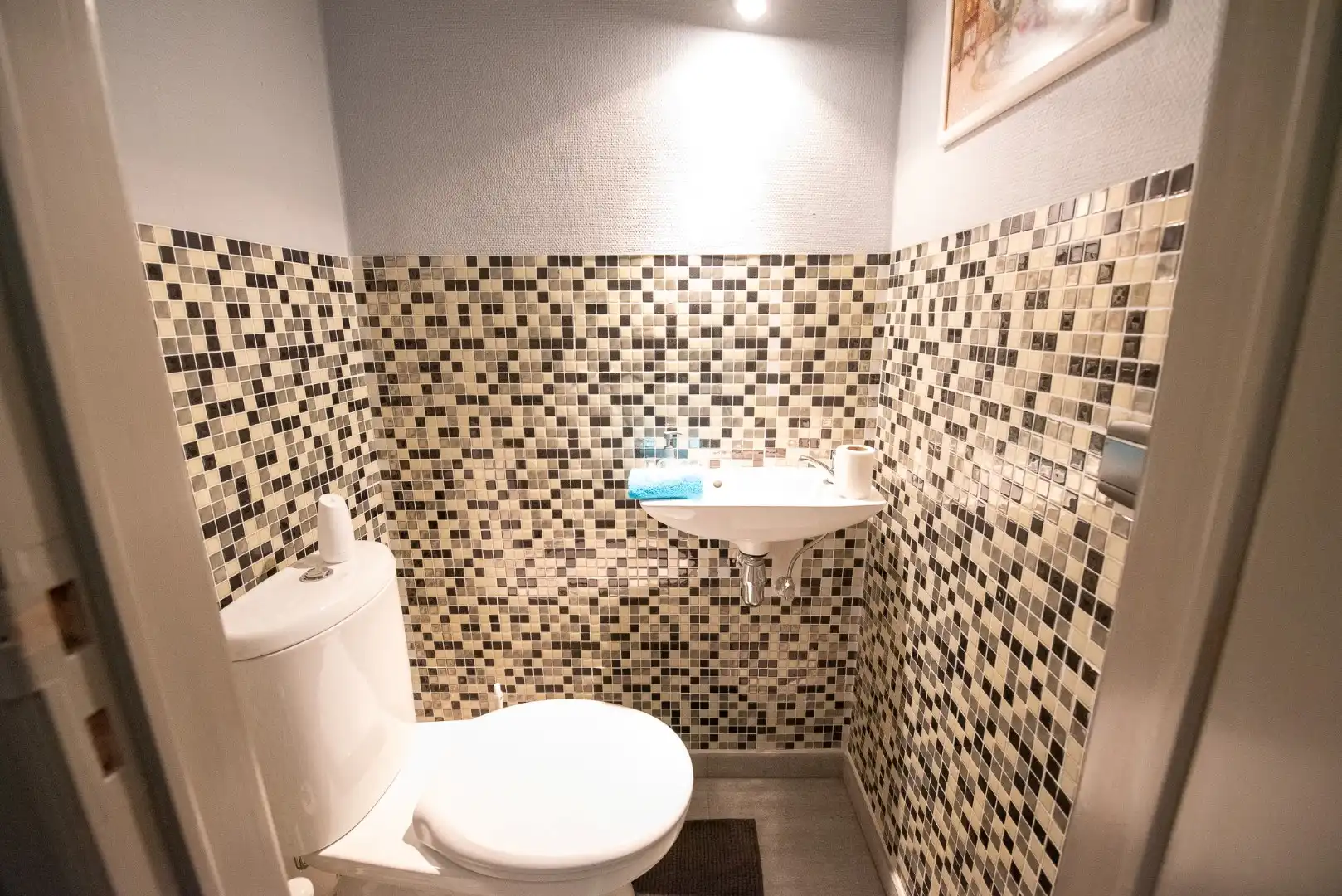 Instapklaar 2-slaapkamerappartement in centrum Zulte met garage! foto 9