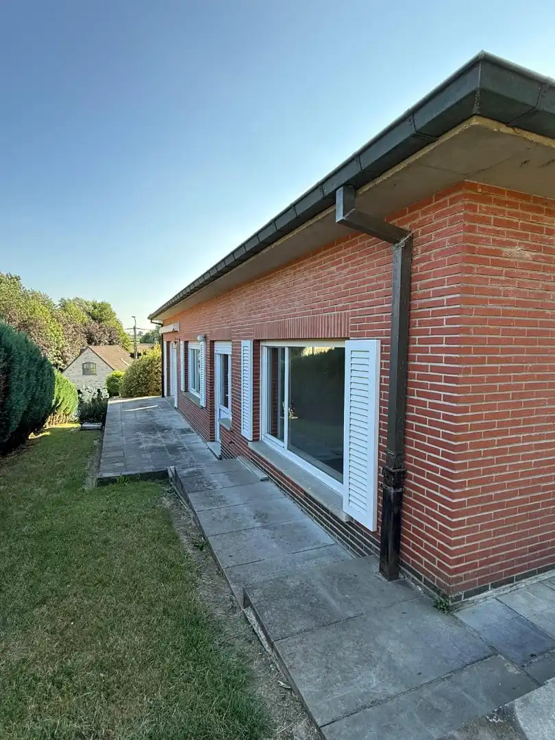 Eengezinswoning met 3 slaapkamers, garage, terras en ruime tuin foto 17