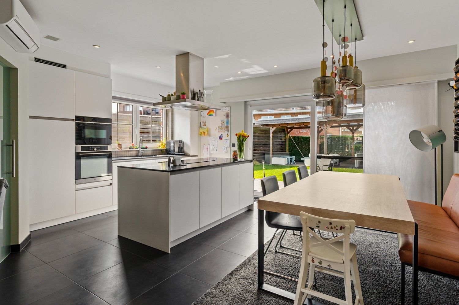 Prachtige HOB met 3 à 4 slaapkamers en ruime tuin dichtbij het centrum van Kapellen foto 9