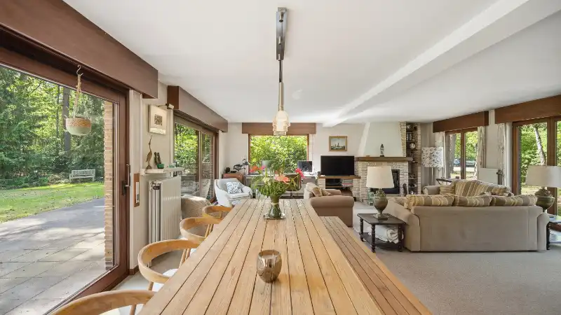 Mooi gelegen villa 330m² op 28 are tegenover natuur-wandelgebied foto 8