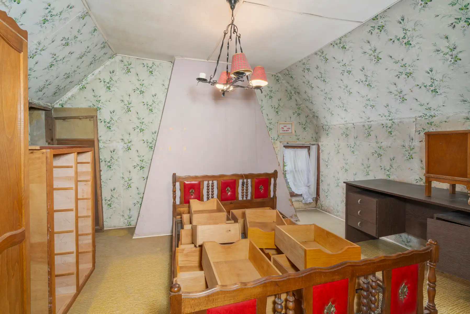 Te renoveren halfopen bebouwing op rustige locatie foto 11