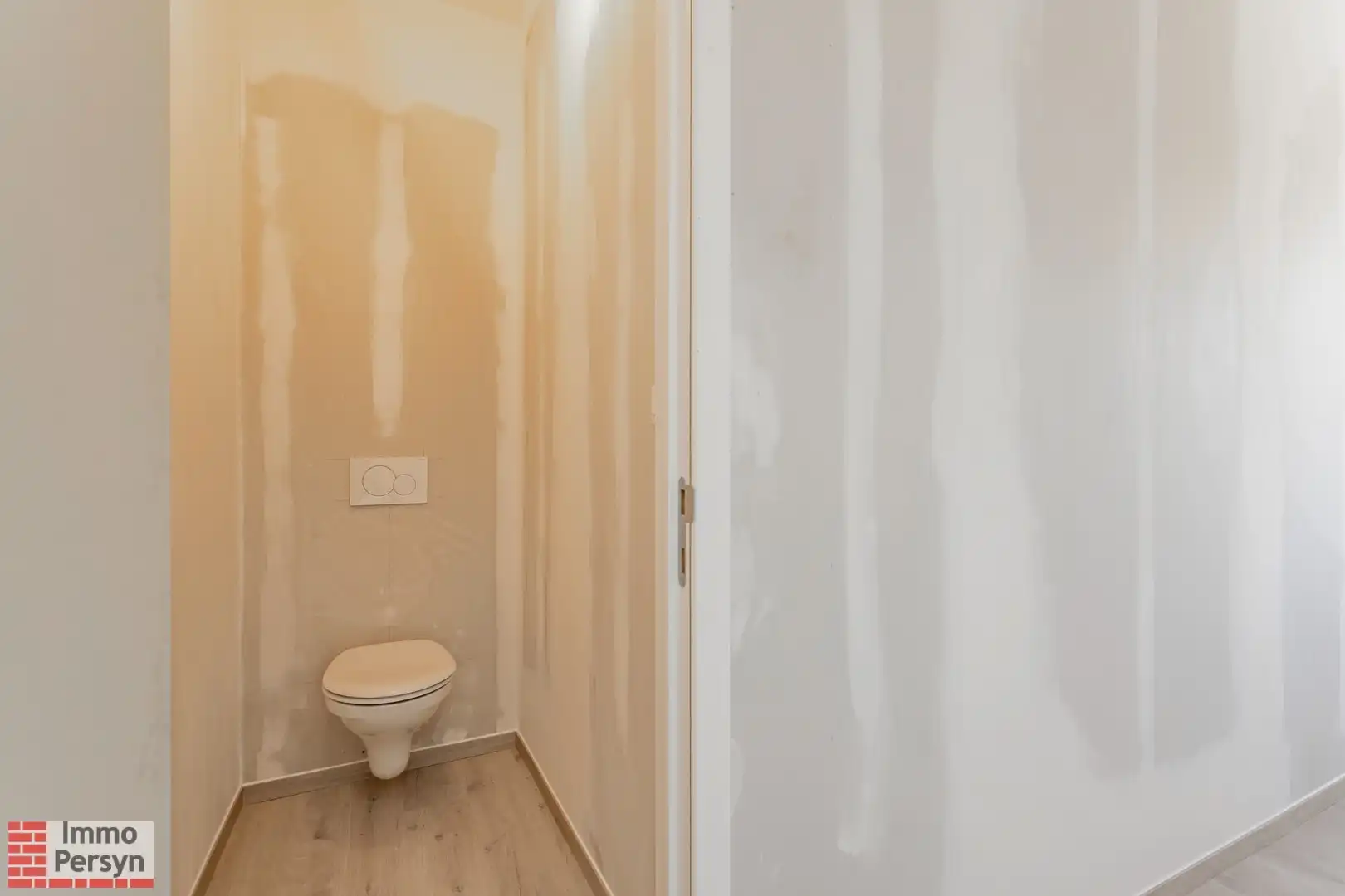 Instapklare halfopen bebouwing met 3 slaapkamers foto 14