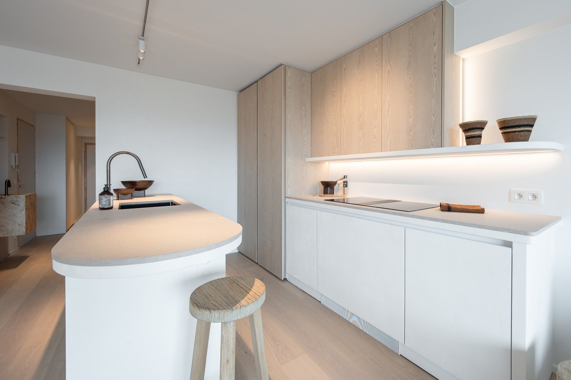 Exclusief gerenoveerd appartement op de Zeedijk in Duinbergen foto 10