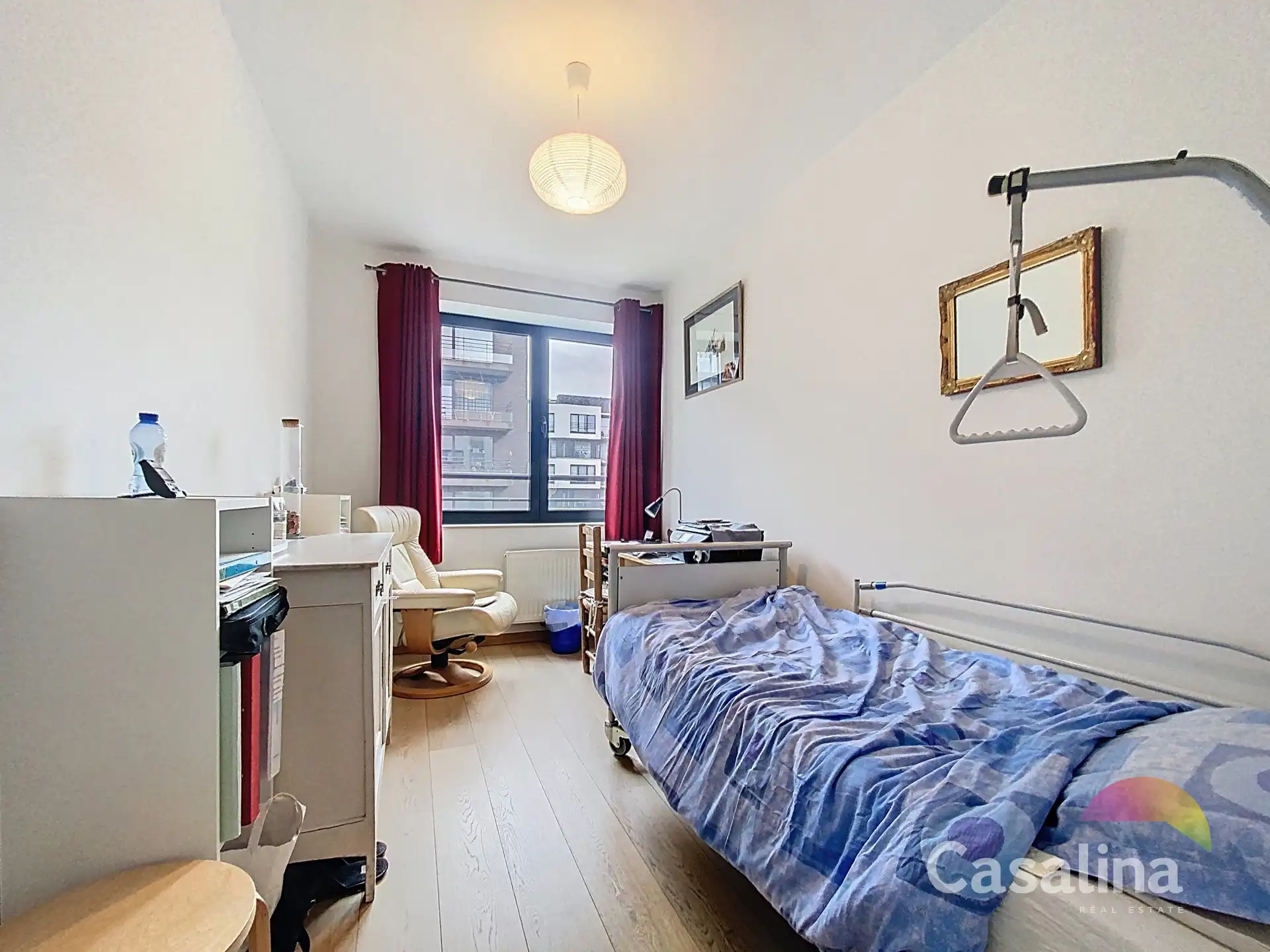 Prachtig 3-slaapkamerapp. met terras en parking (EPC: C+) foto 12