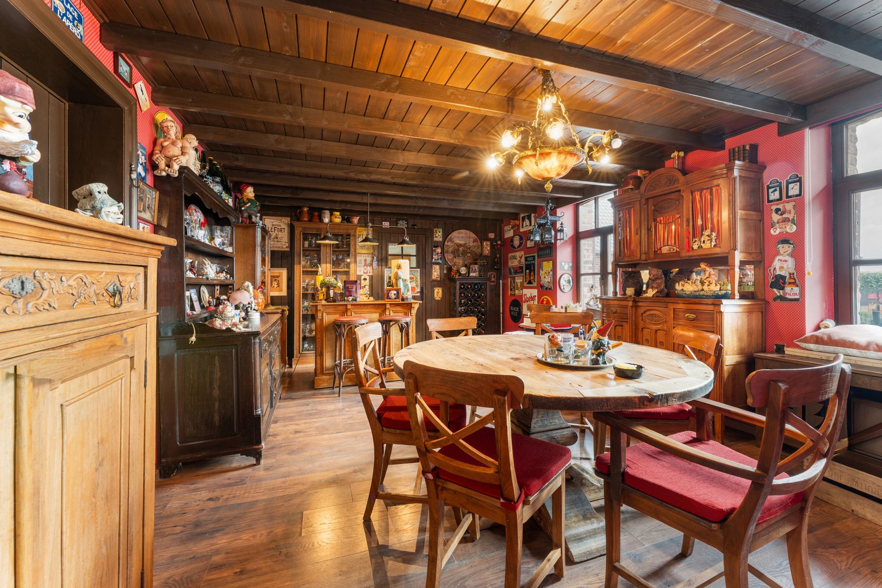 Landhuis met 2 magazijnen, rustig gelegen op 5.388 m² foto 21