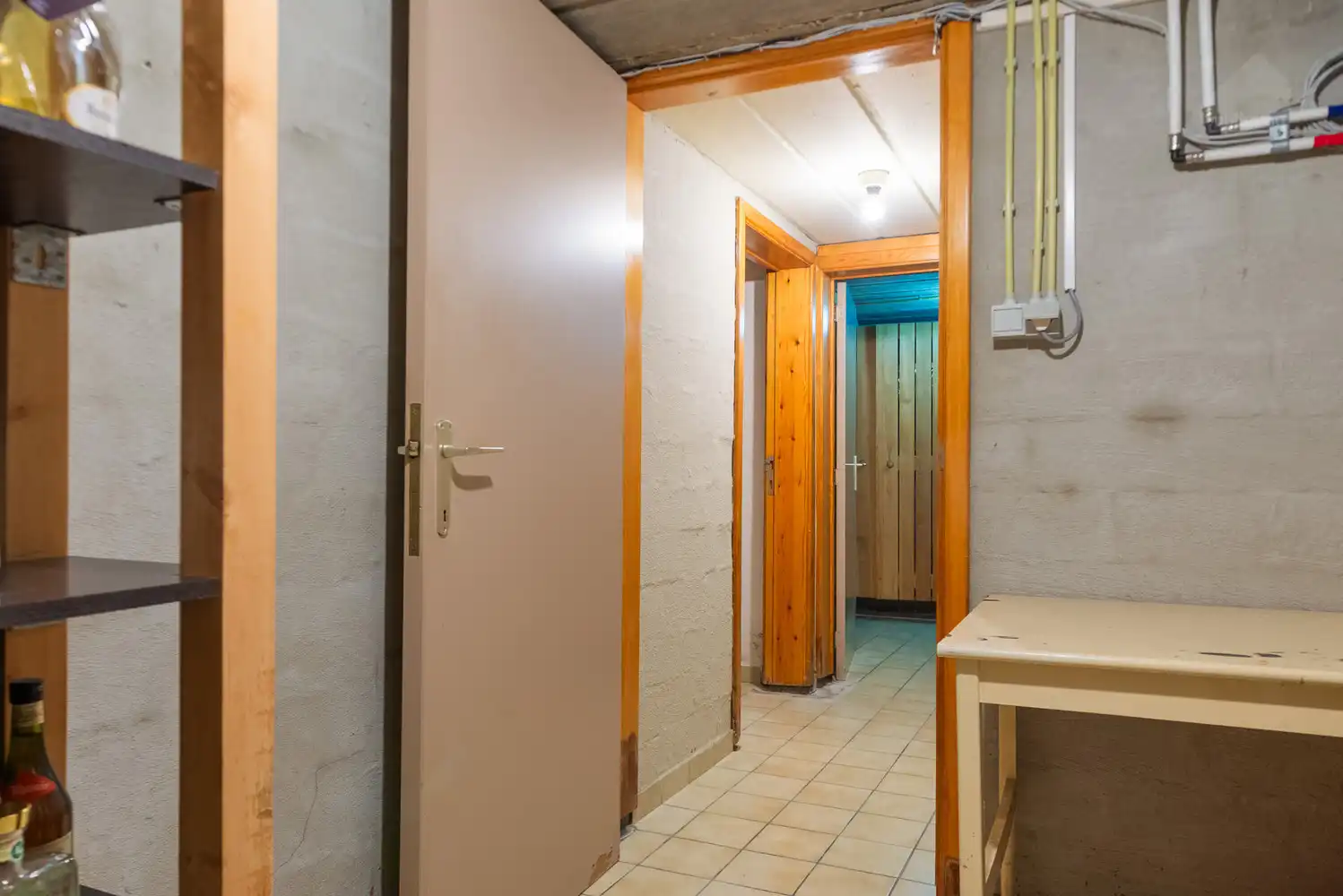 Instapklare gezinswoning met 5 slaapkamers, grote garage en zonnige tuin in Meerhout. foto 24
