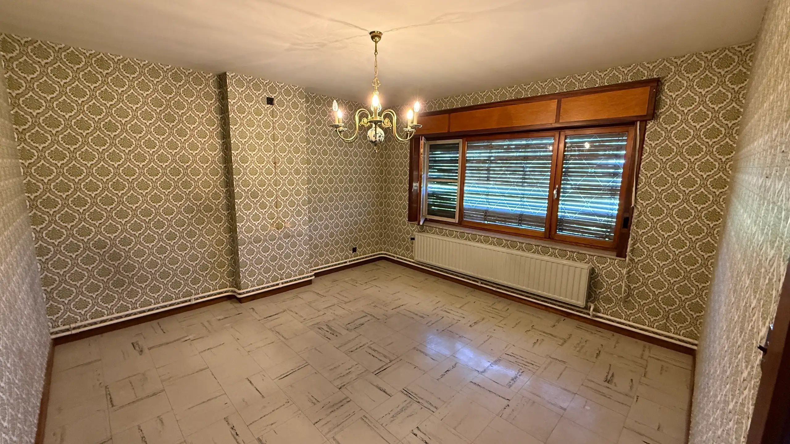 Te renoveren woning op prachtig perceel in het groene Baal foto 9
