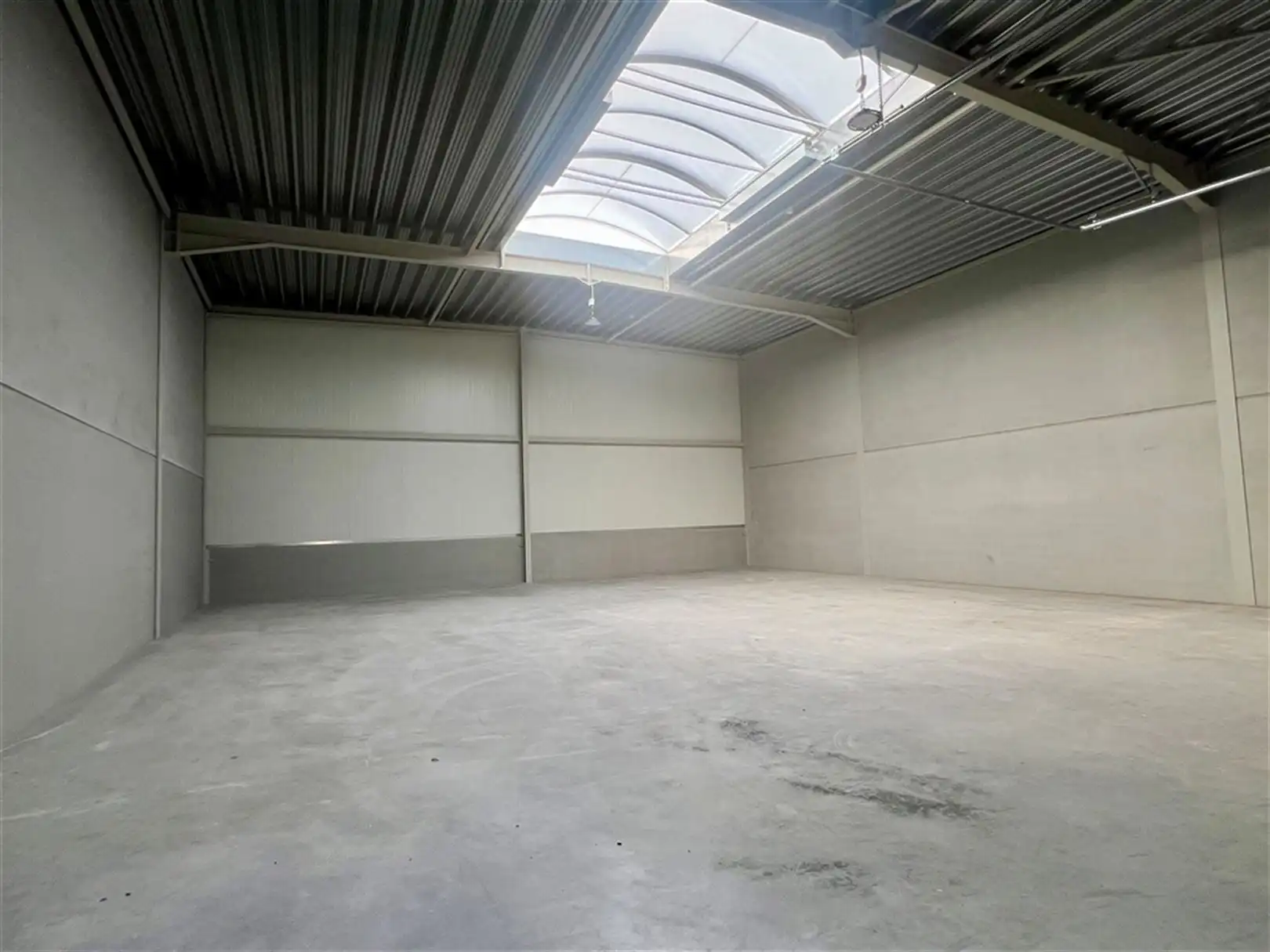 Te Huur/Te Koop Nieuwbouw KMO units te Tielt foto 7