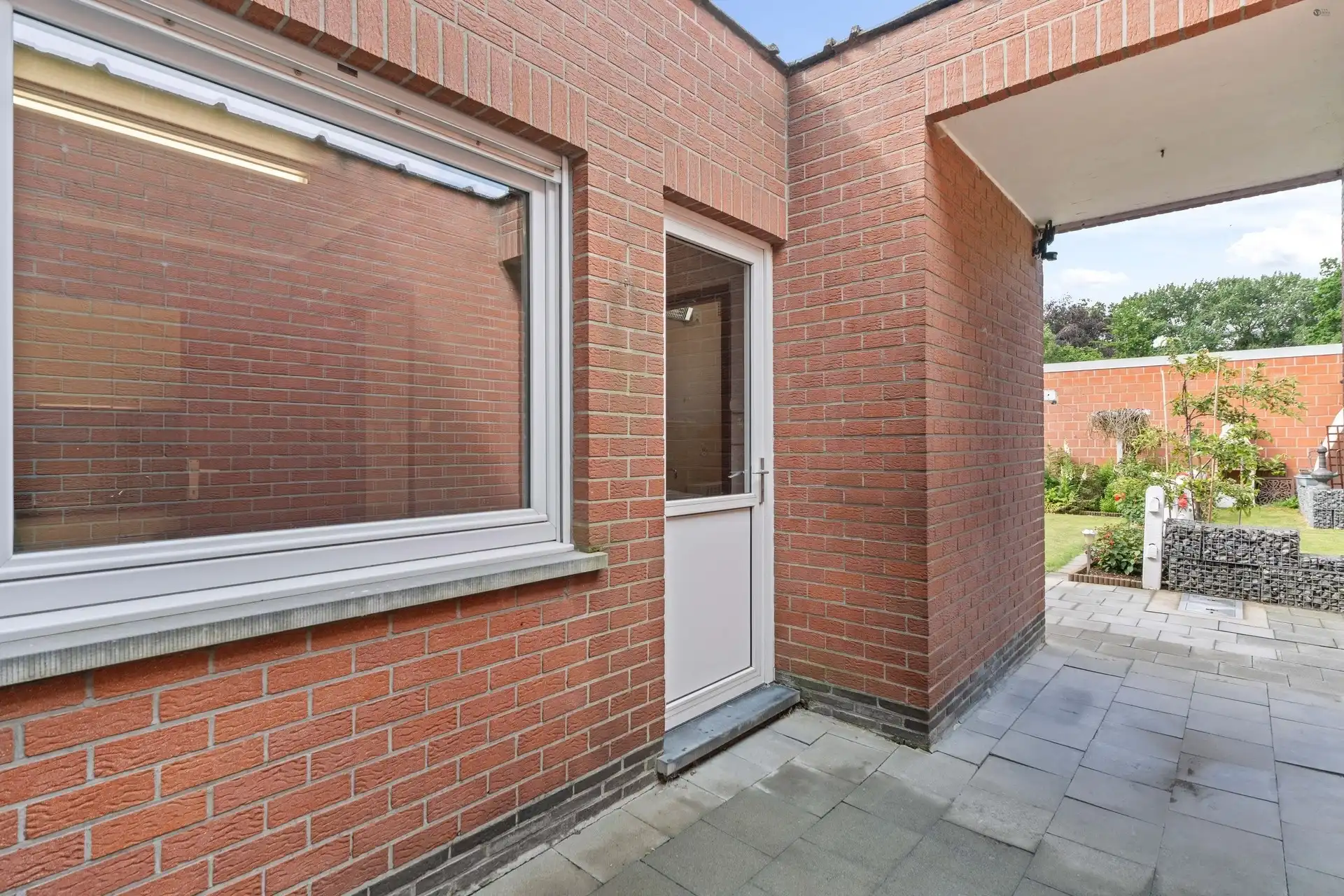 Opbrengsteigendom bestaande uit 3 kwalitatieve woningen met 3 garageboxen foto 16