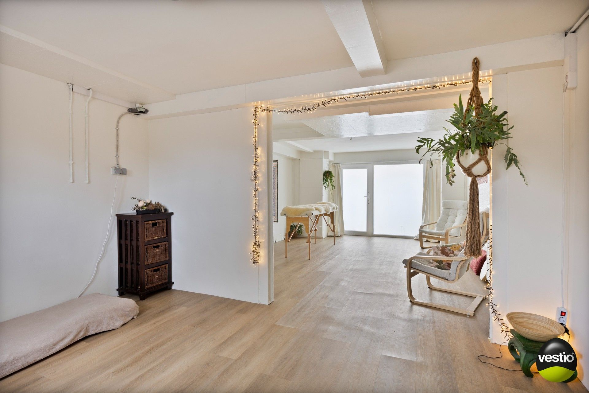Instapklare, vrijstaande splitlevel-woning met 4 slaapkamers en praktijkruimte op de grens tussen Zutendaal en Lanaken foto 15
