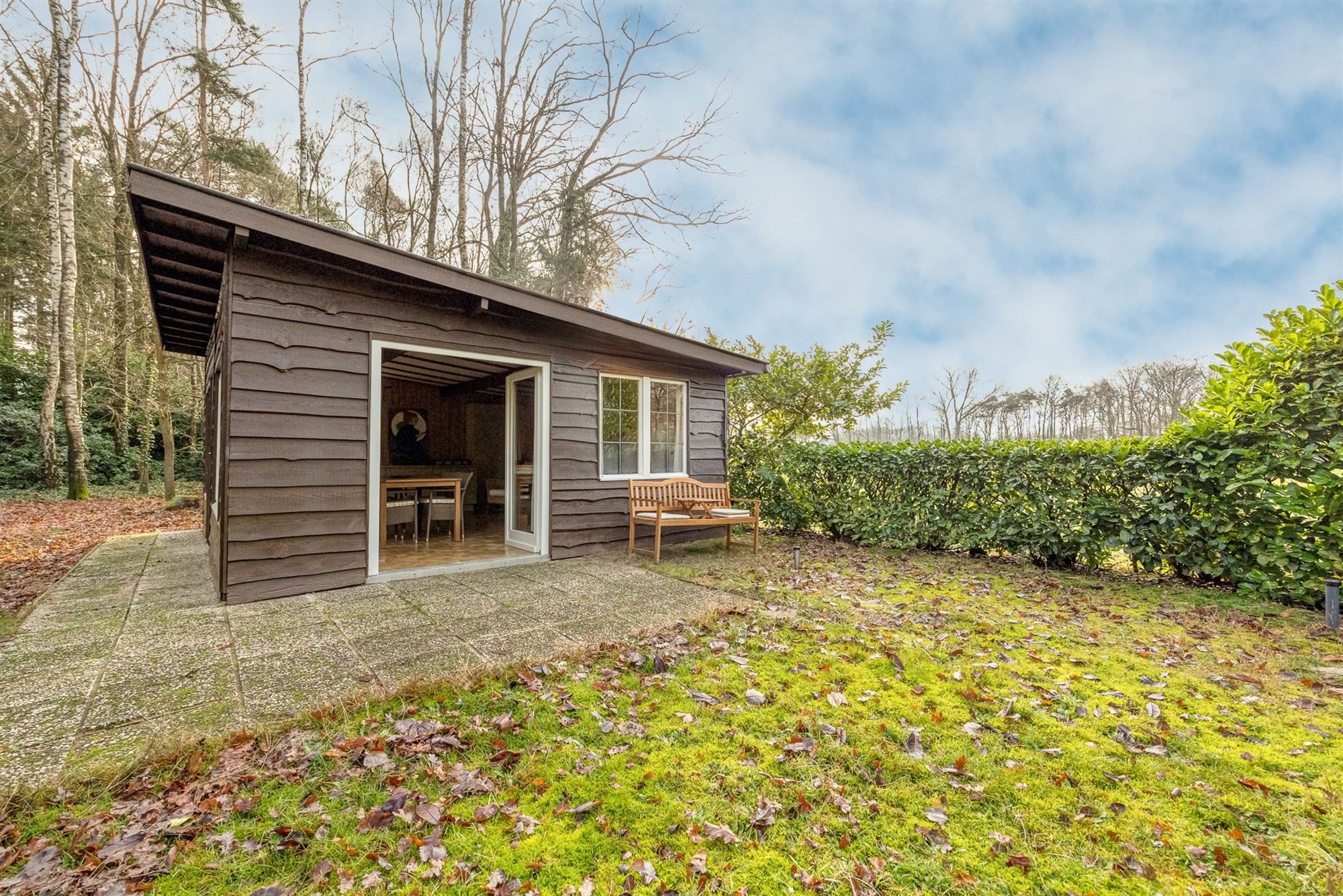 Charmante chalet met privatieve vijver op idyllisch perceel foto 31