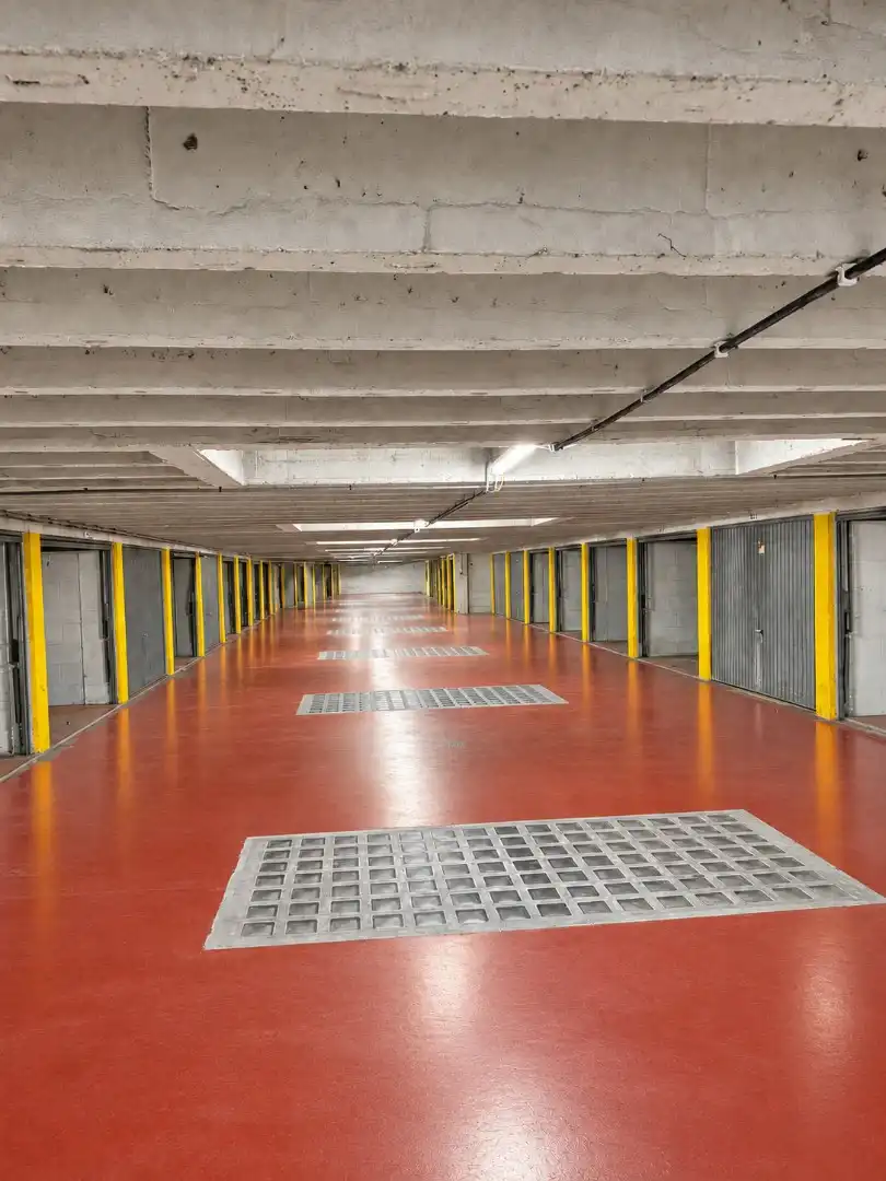 Afgesloten garage in parkeergebouw in hartje Gent foto 3