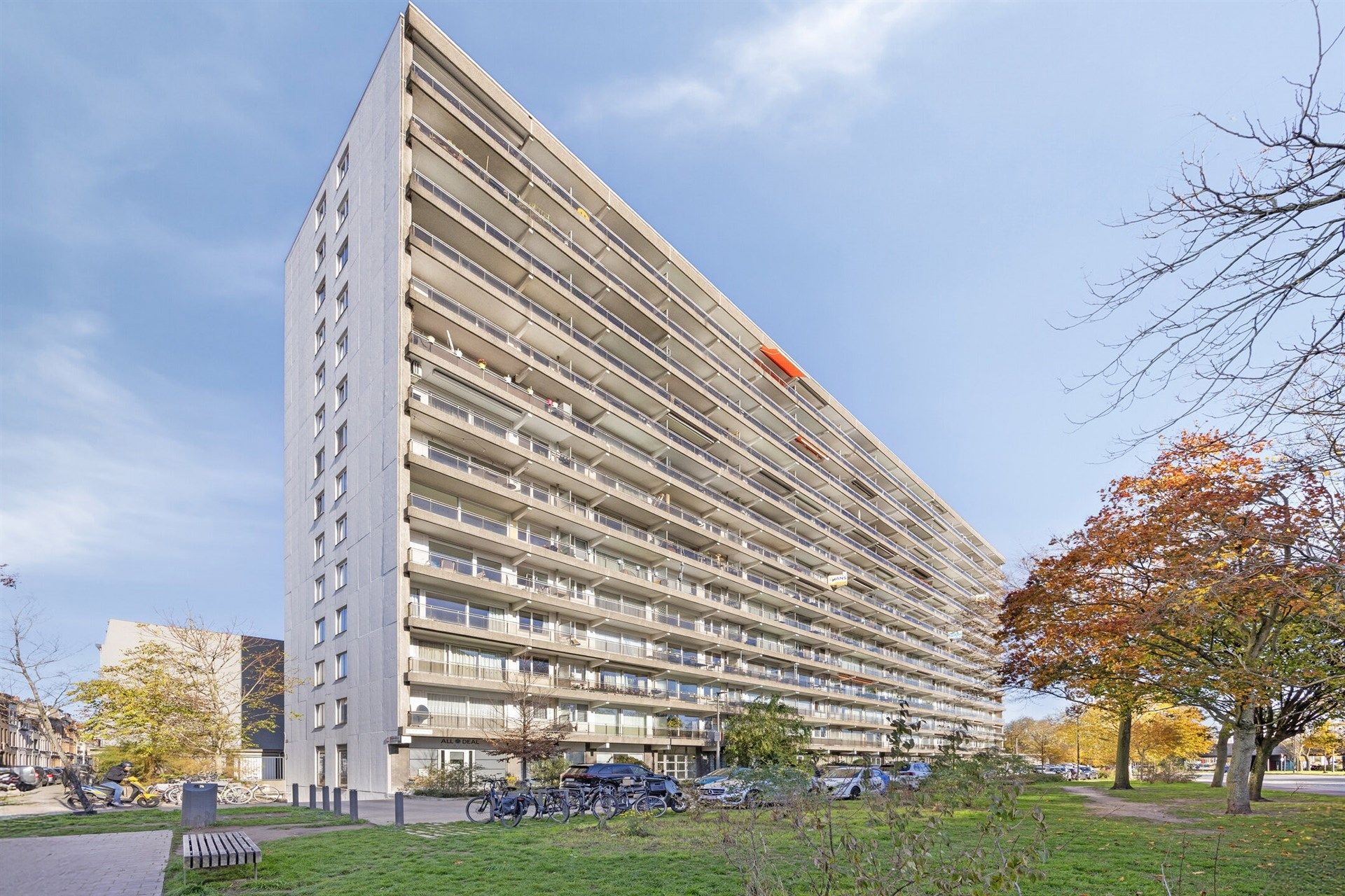 Gerenoveerd appartement met één slaapkamer te koop te Borgerhout foto 20