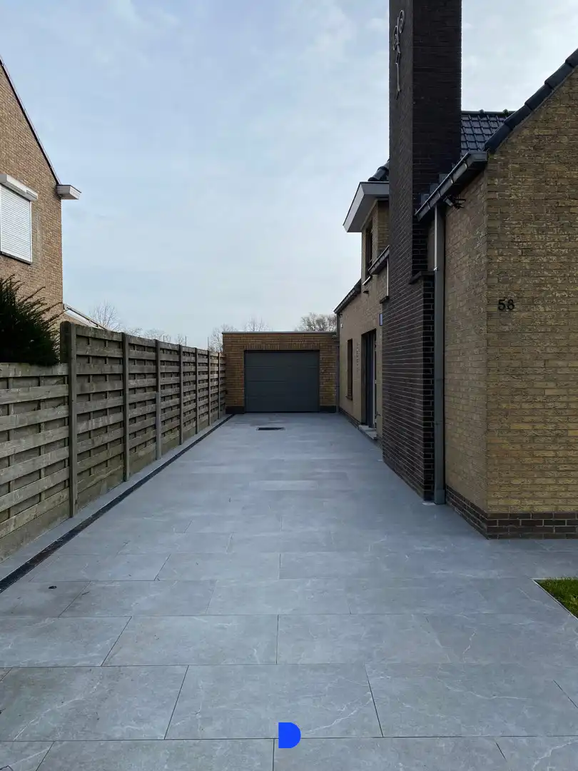 Mooi gerenoveerde woning in Brugge Sint-Pieters! foto 4