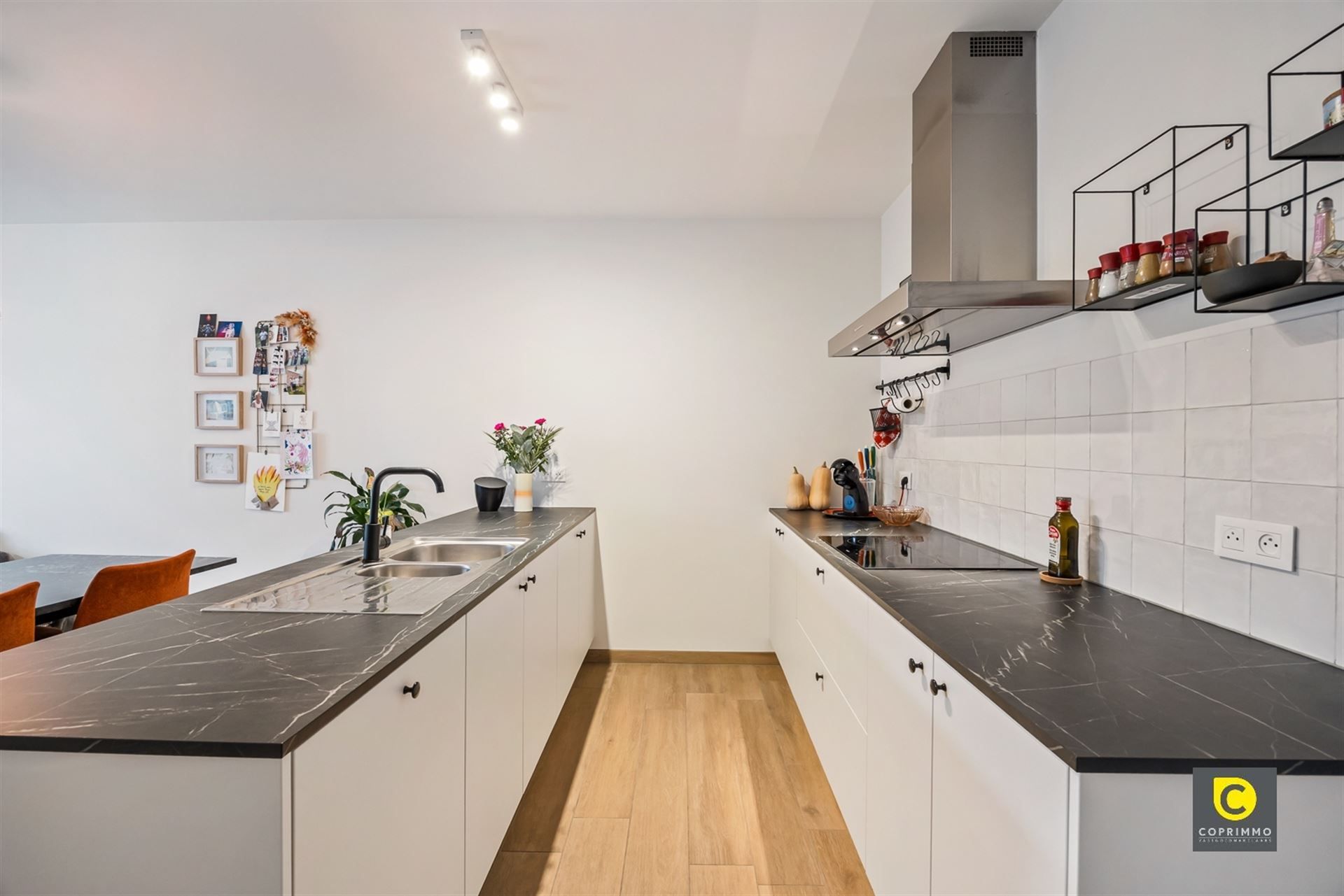 Modern Appartement in hartje Geel foto 8