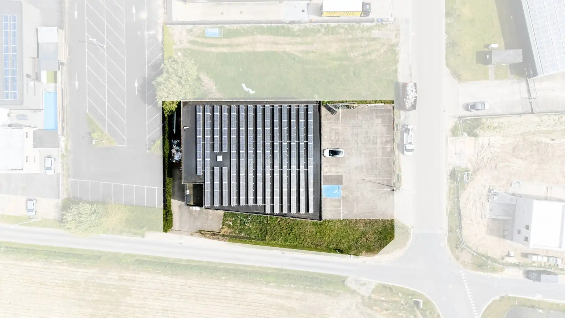 Polyvalent bedrijfsgebouw op strategische locatie te koop foto 16
