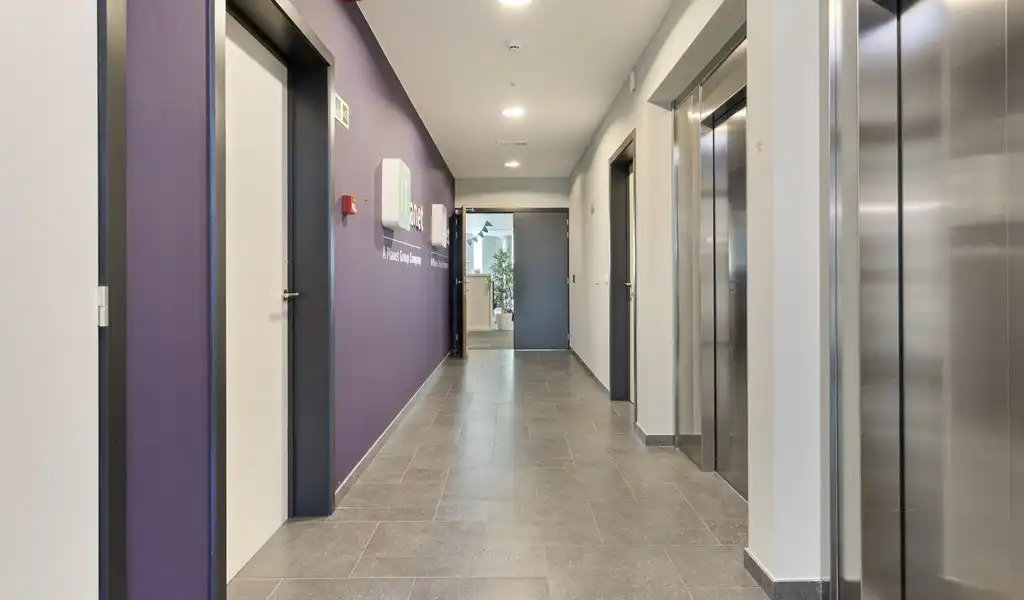 Gemeubelde kantoren met dienstverlening in Planet Business Center aan The Loop in Gent foto 21