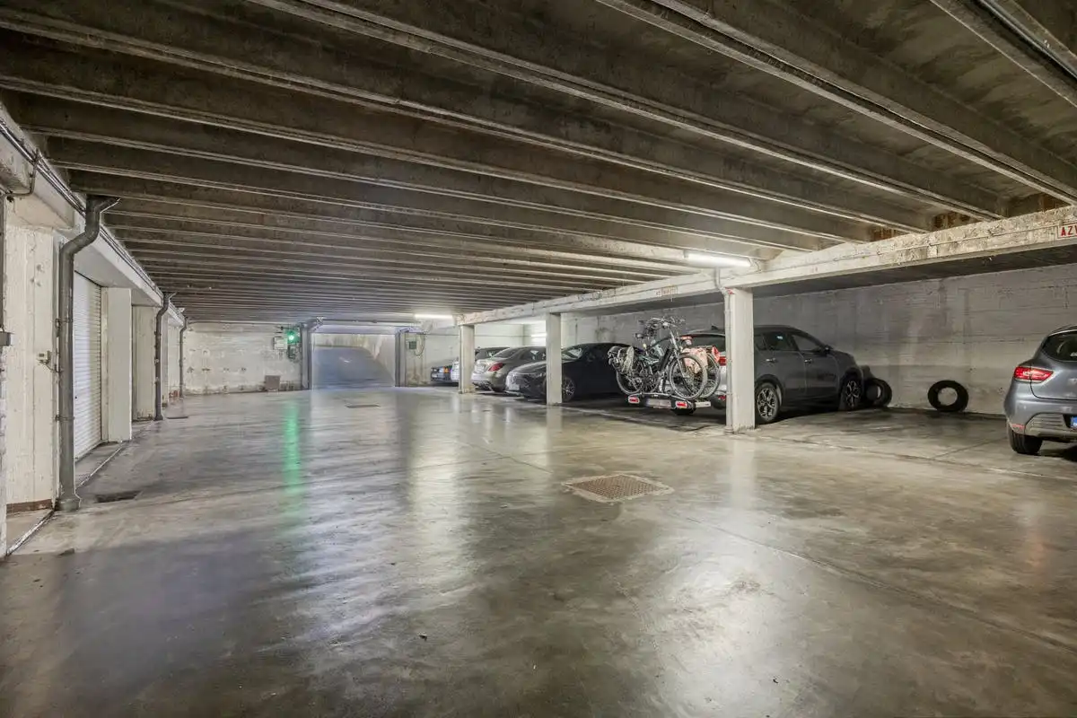 Grote kantoorruimtes (mogelijkheid tot 5 appartementen) in Strombeek: een strategische keuze voor ondernemingen foto 57