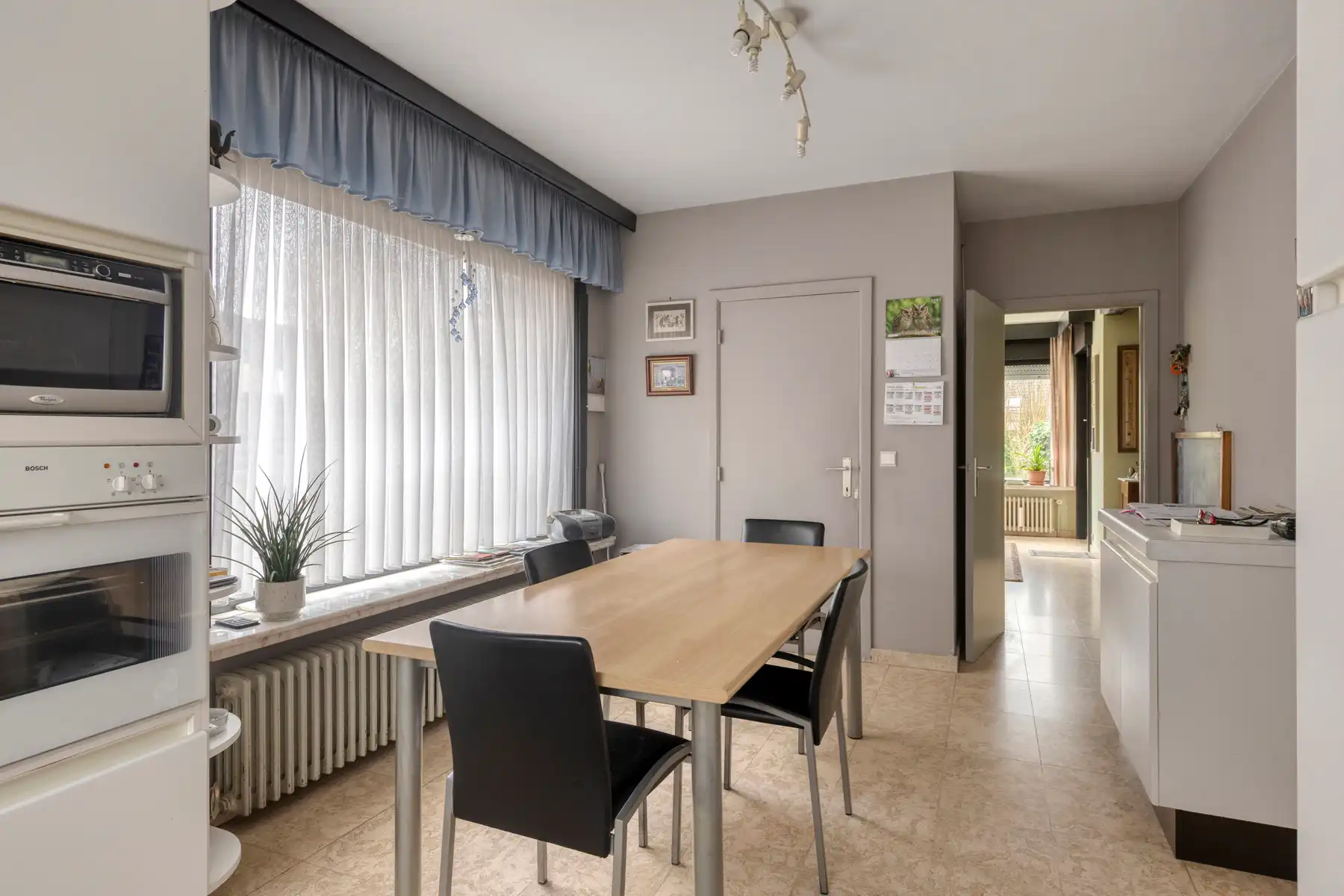 Kloeke woning met tuin en garage! foto 9